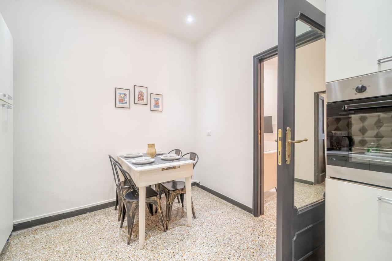 Central & Lovely In - Netflix! Apartment *
